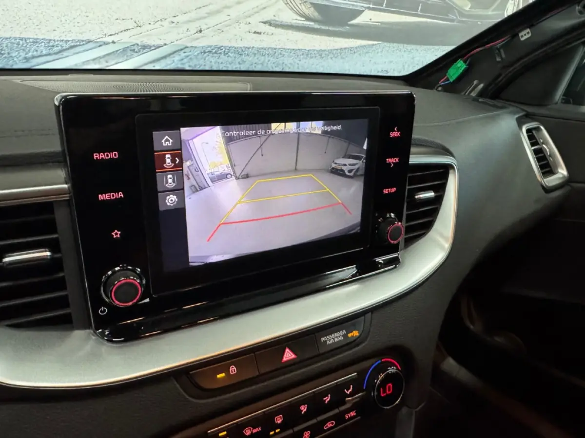 Sportswagon 1.5 T-GDI Vision Sportswagon / 26429 km / Apple carplay / Stuurverwarming / Boekjes ingevuld aanwezig.