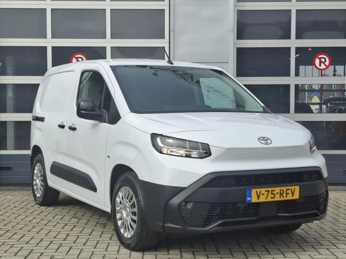 Comfort 50 kWh | Wordt verwacht | Apple Carplay/Android Auto | Bluetooth | Cruise Control | Achteruirijcamera | Parkeersensoren Achter | Airco | Zijschuifeur Rechts |