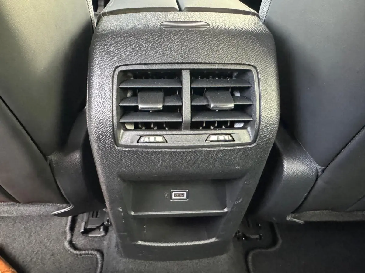 1.6 Plug-in Hybrid 225 PK DRAADLOOS CARPLAY | TREKHAAK AFN. | LED KOPLAMPEN