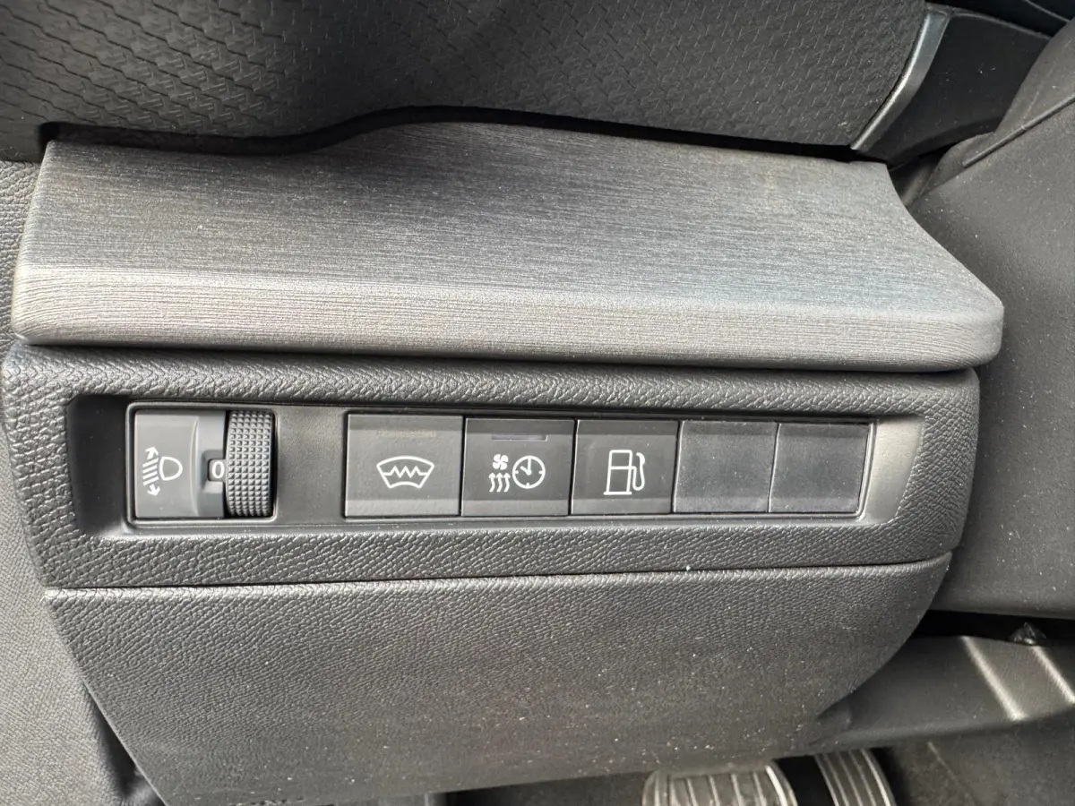 1.6 Plug-in Hybrid 225 PK DRAADLOOS CARPLAY | TREKHAAK AFN. | LED KOPLAMPEN
