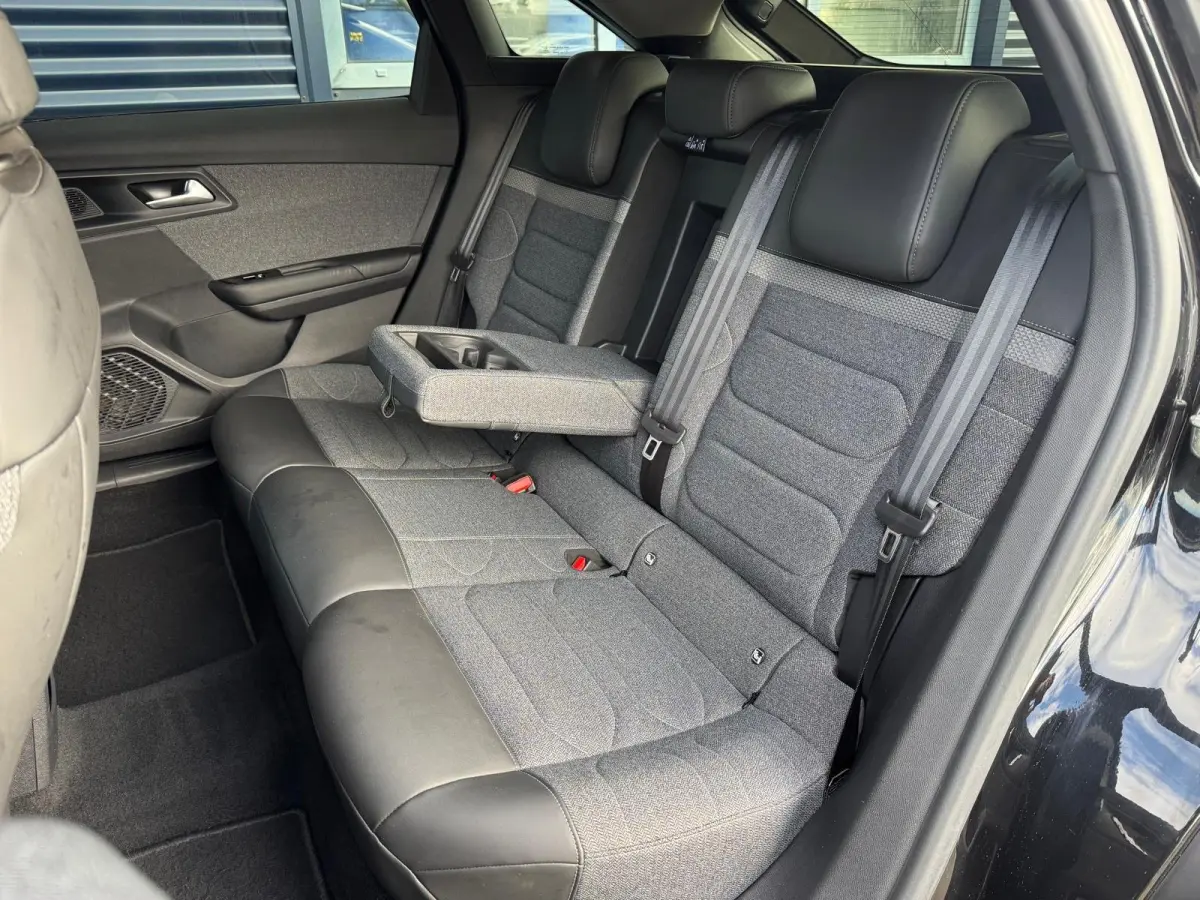 1.6 Plug-in Hybrid 225 PK DRAADLOOS CARPLAY | TREKHAAK AFN. | LED KOPLAMPEN