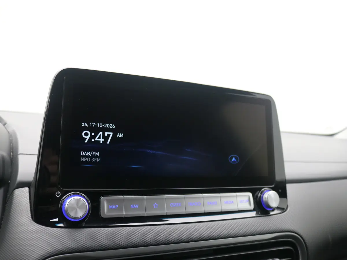 EV Premium 64 kWh SOH 100% / 1ste eigenaar | Achterbank verwarmd | Achteruitrijcamera | Apple Carplay/Android Auto|telefoonintegratie premium