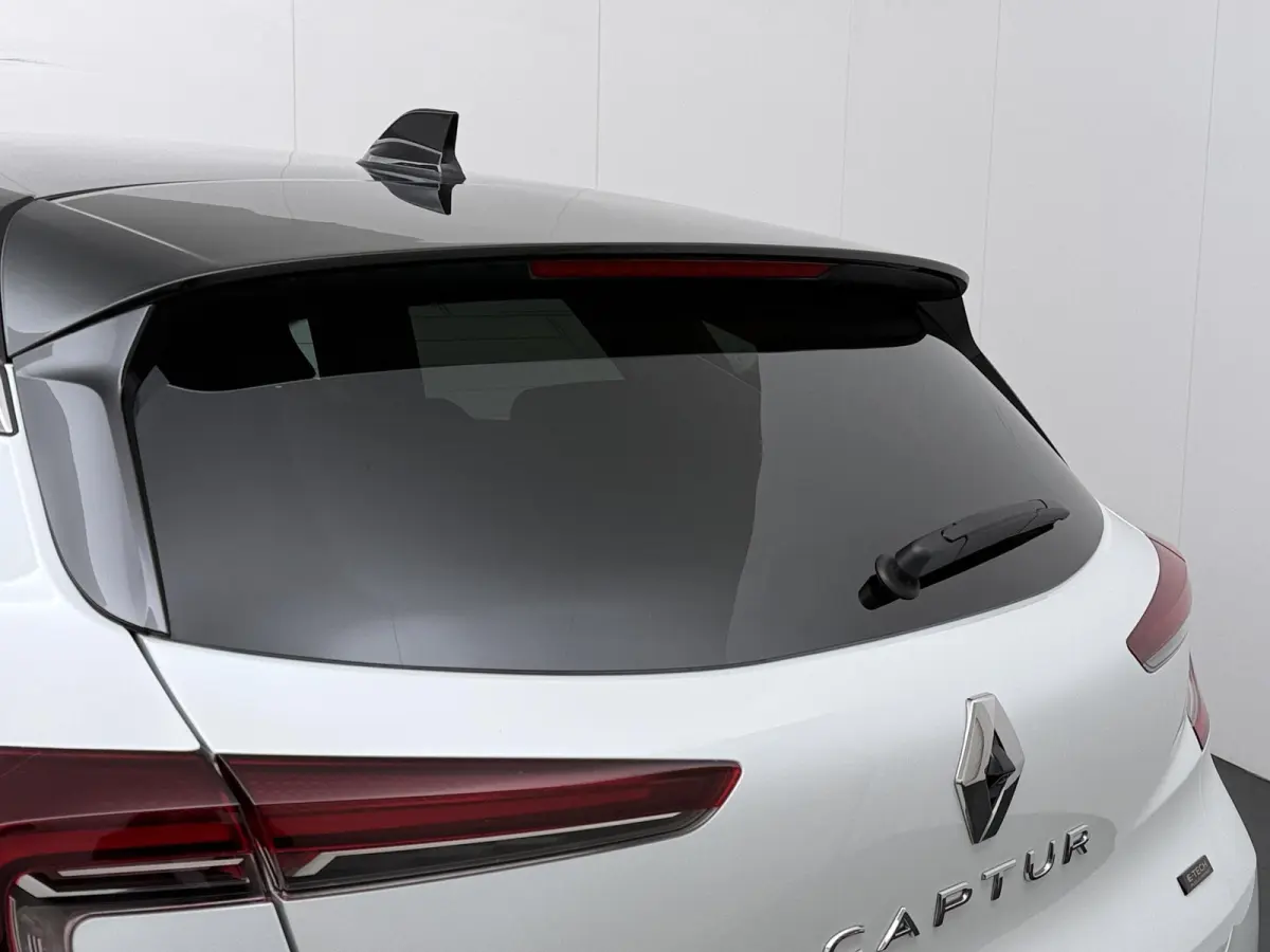 techno E-Tech plug-in hybrid 160 | trekhaak | Navigatie | achteruitrijcamera |