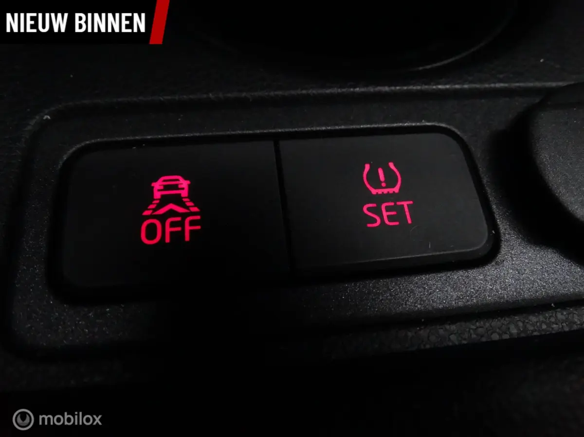 Up! 1.0 BMT high up! | Zeer lage KM-stand