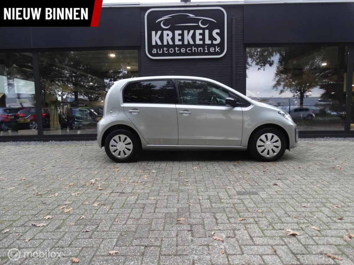 Up! 1.0 BMT high up! | Zeer lage KM-stand