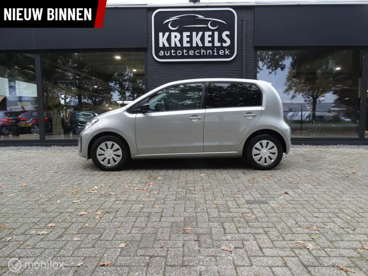 Up! 1.0 BMT high up! | Zeer lage KM-stand