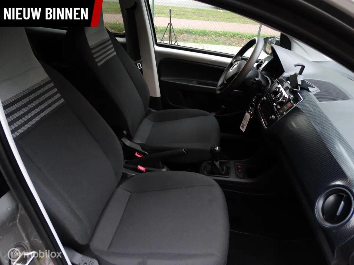 Up! 1.0 BMT high up! | Zeer lage KM-stand