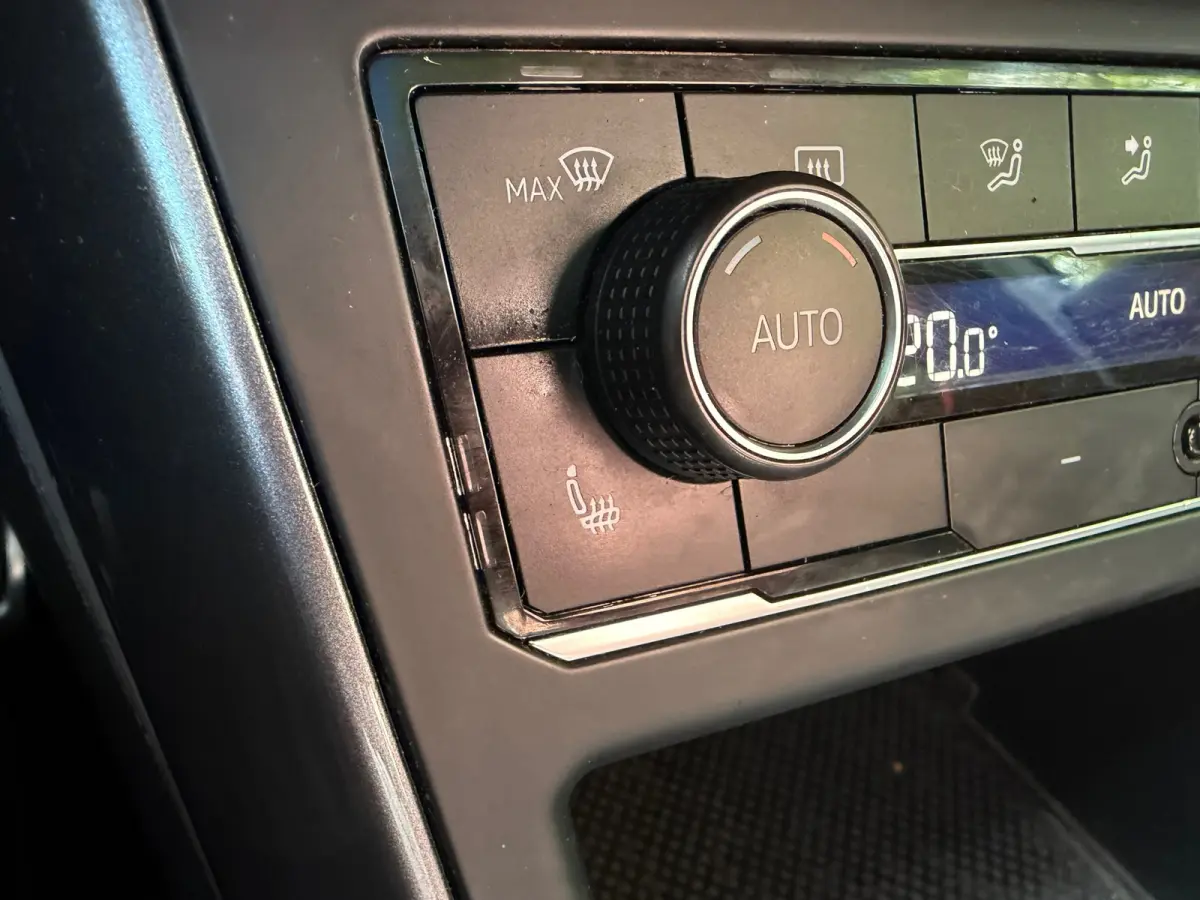 2.0 TSI GTI | Pano + DSG + ACC + DRIVE MODE |
