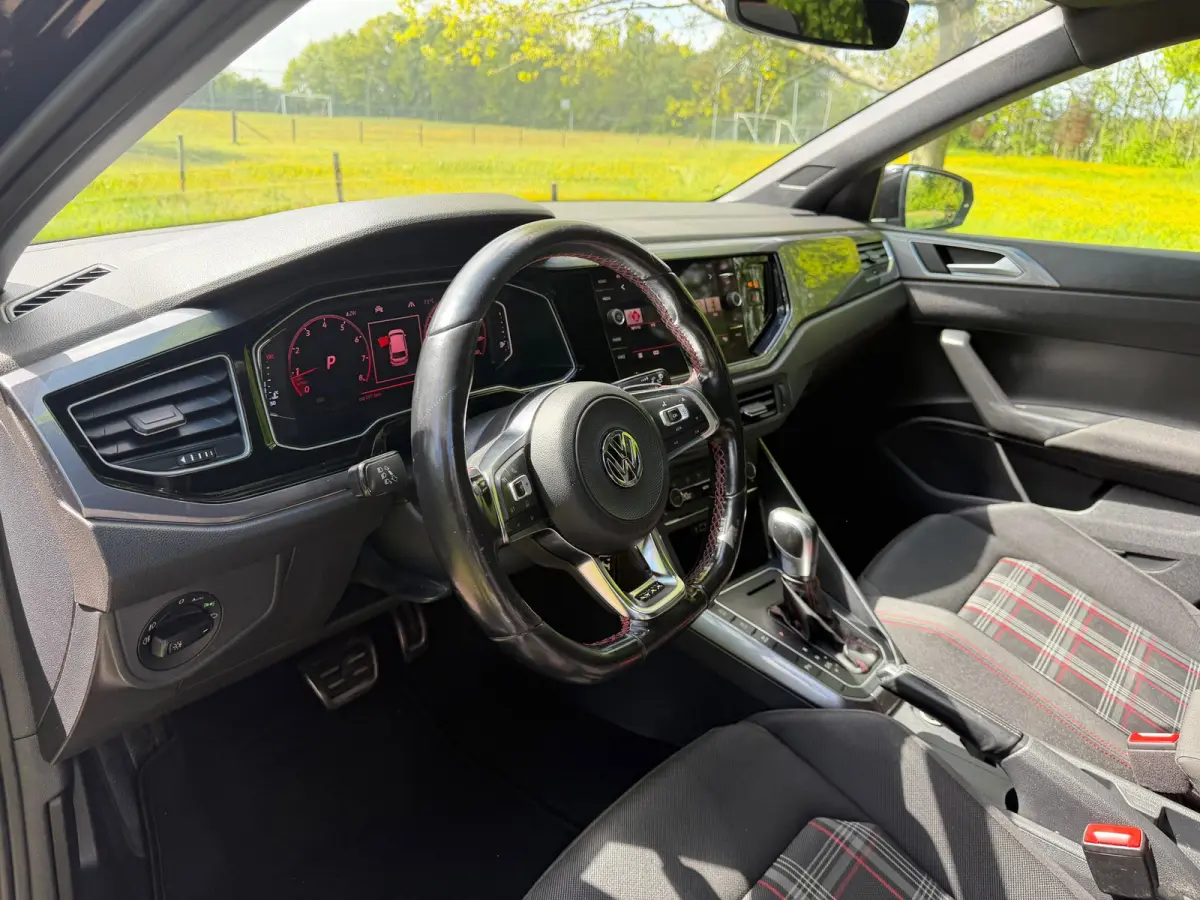2.0 TSI GTI | Pano + DSG + ACC + DRIVE MODE |