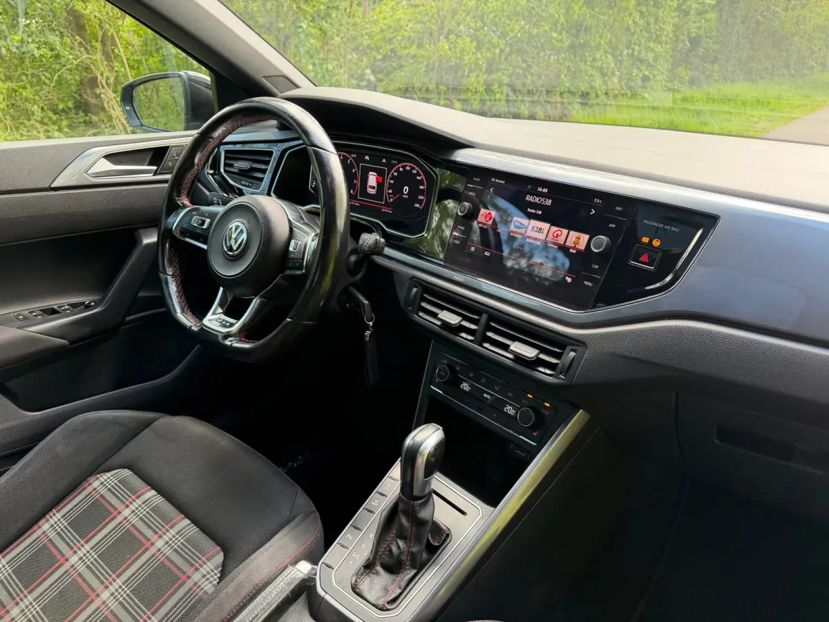 2.0 TSI GTI | Pano + DSG + ACC + DRIVE MODE |