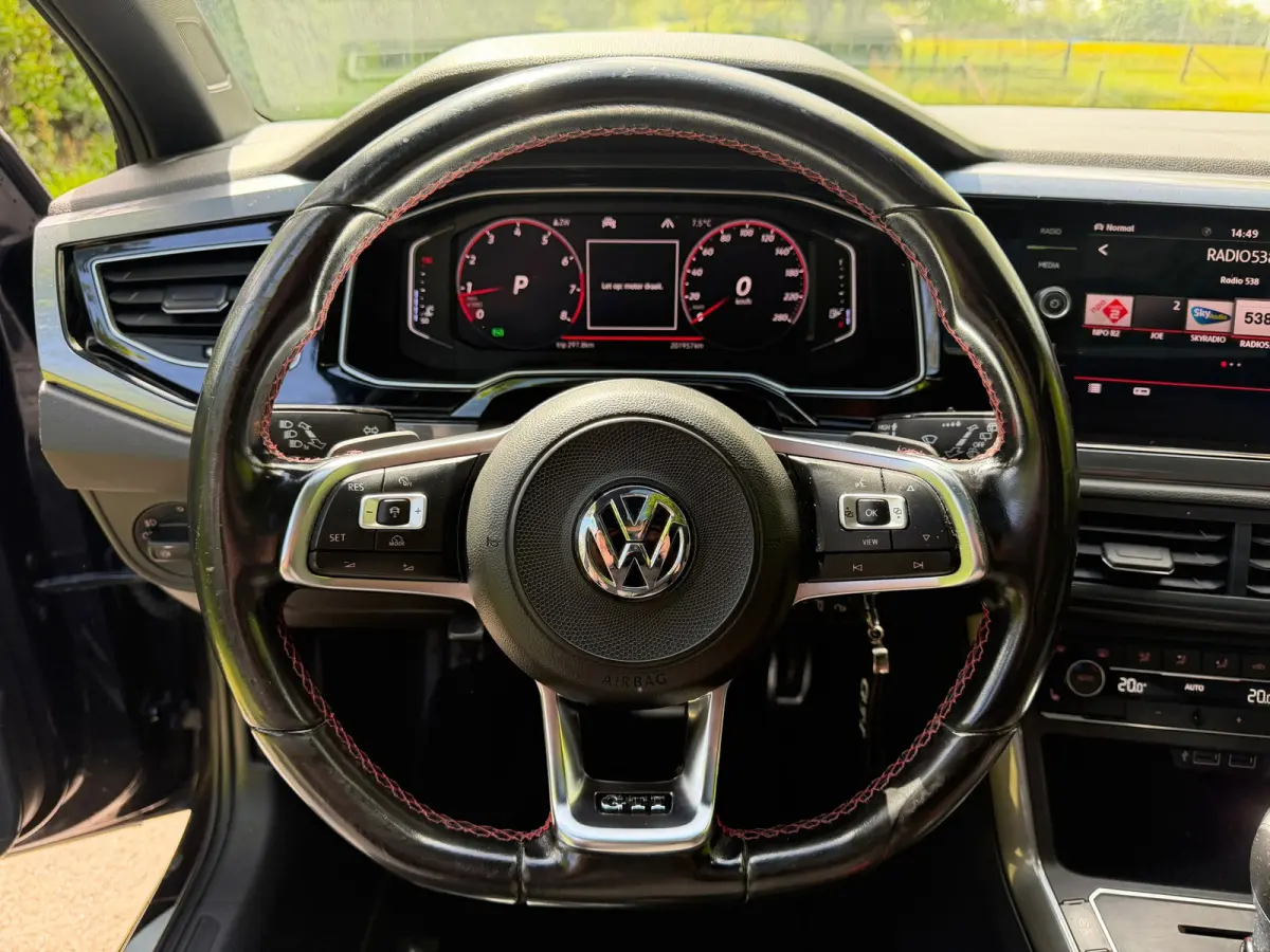 2.0 TSI GTI | Pano + DSG + ACC + DRIVE MODE |