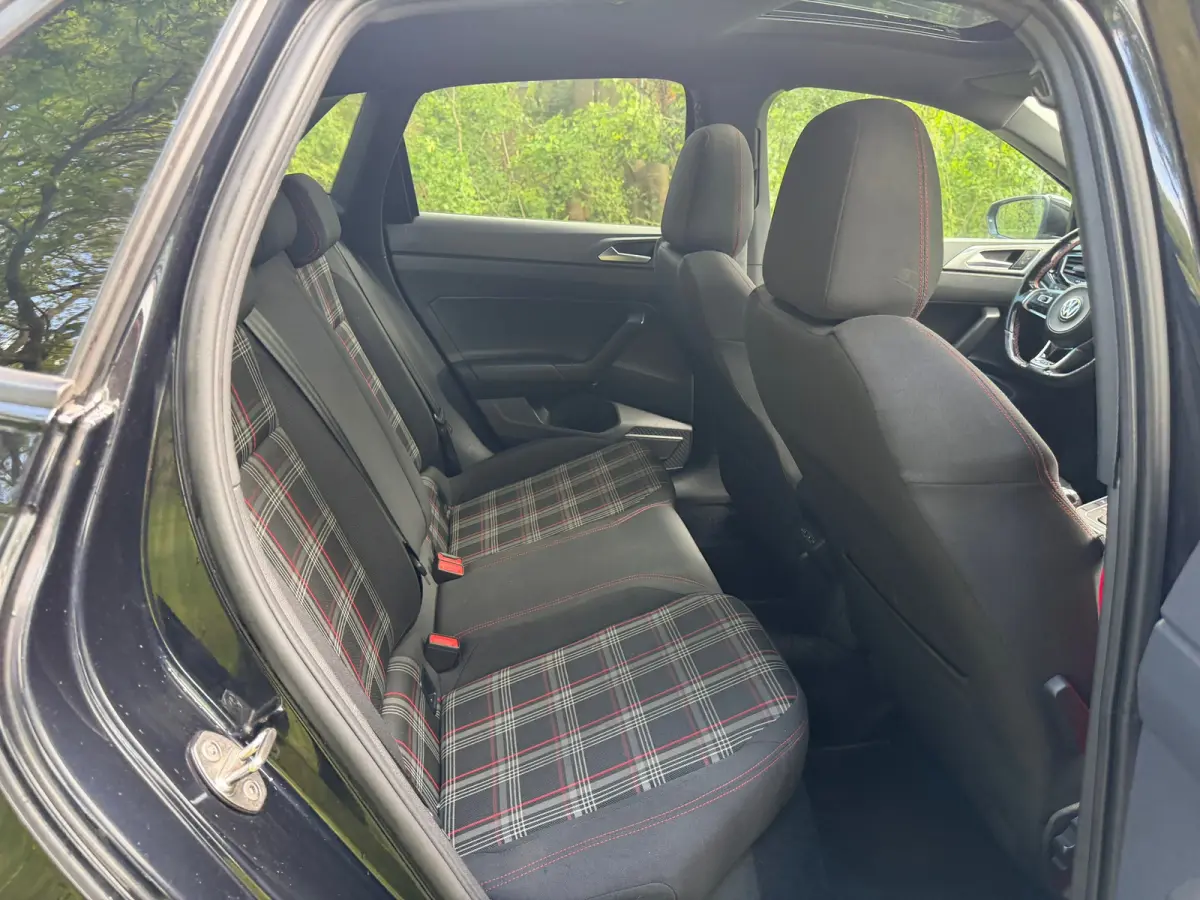 2.0 TSI GTI | Pano + DSG + ACC + DRIVE MODE |