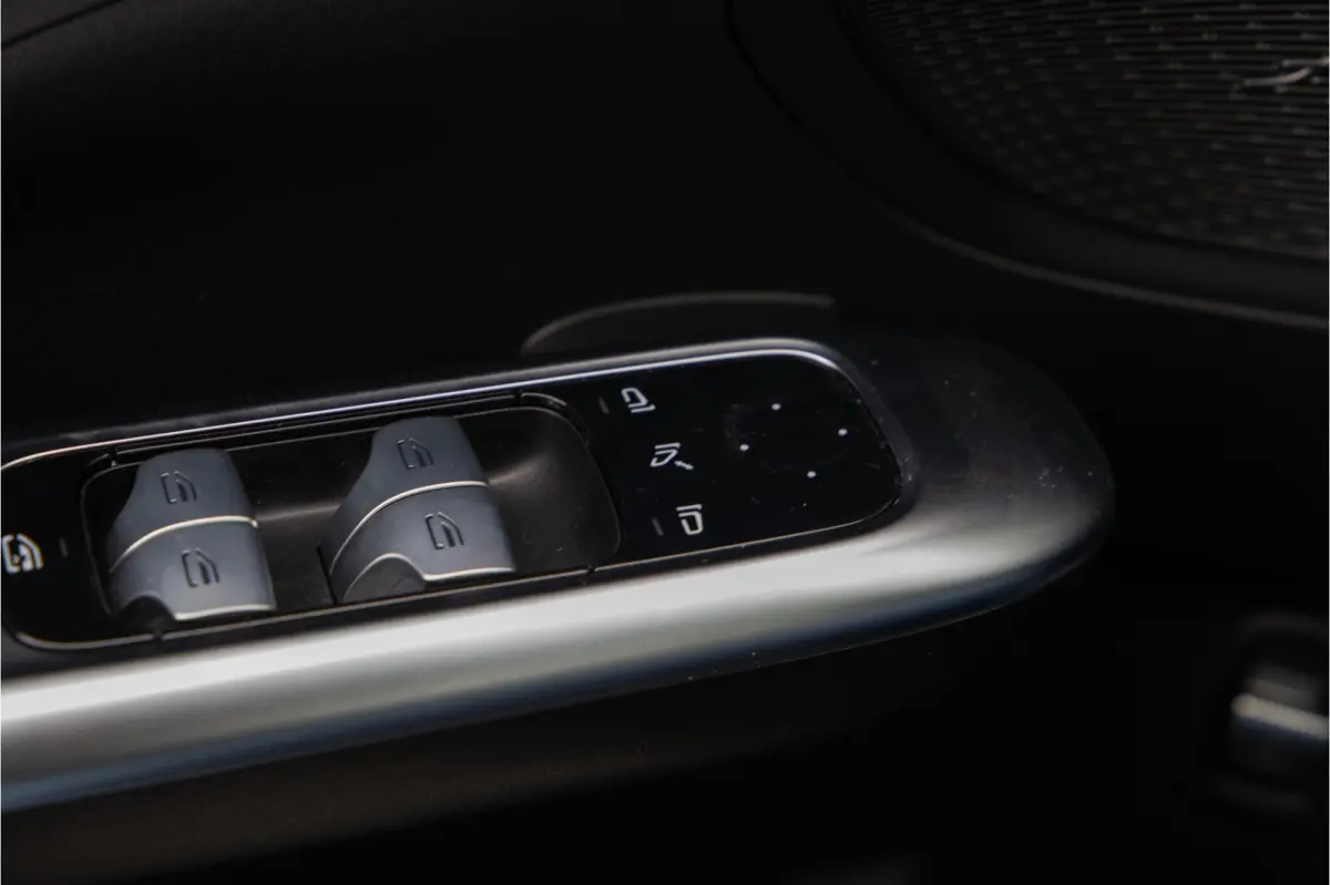 300 e AMG Premium, Pano, Distronic, Trekhaak, Leder, Nightpakket 2023