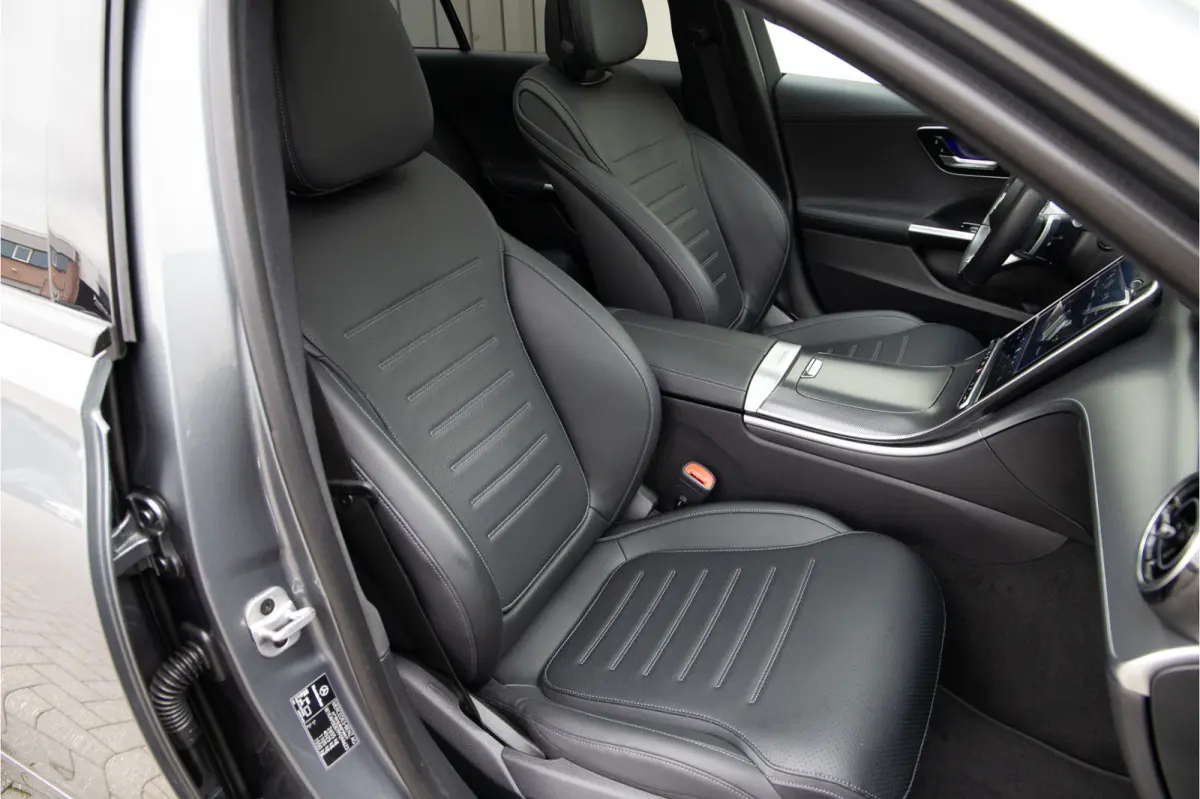 300 e AMG Premium, Pano, Distronic, Trekhaak, Leder, Nightpakket 2023