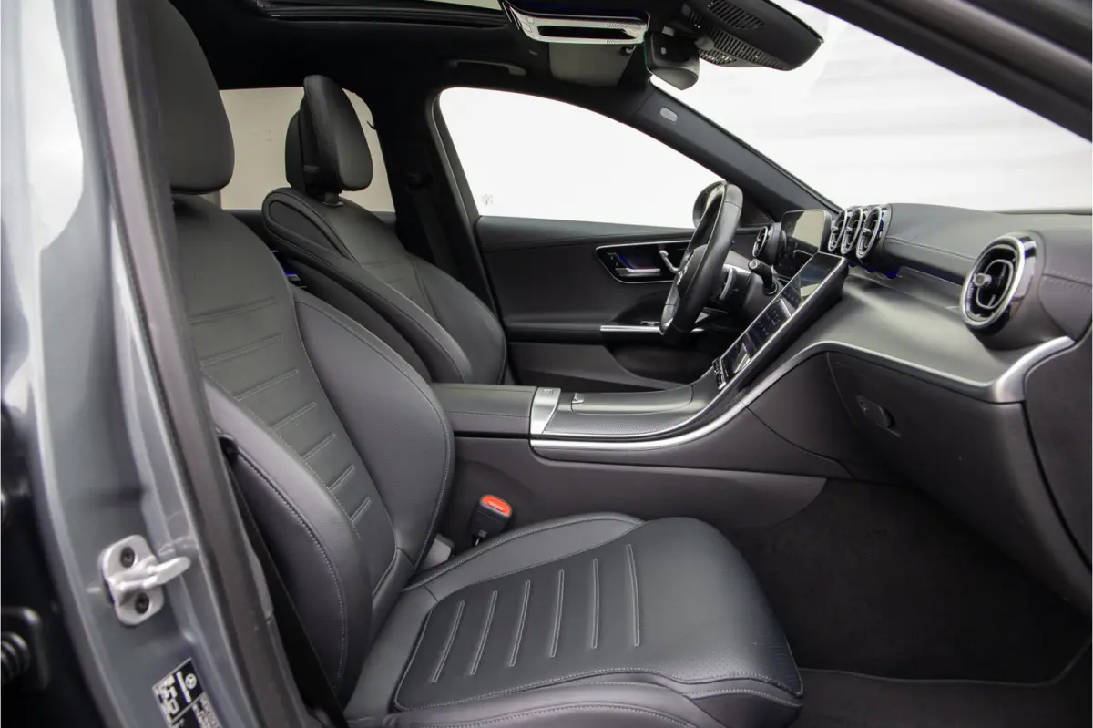 300 e AMG Premium, Pano, Distronic, Trekhaak, Leder, Nightpakket 2023