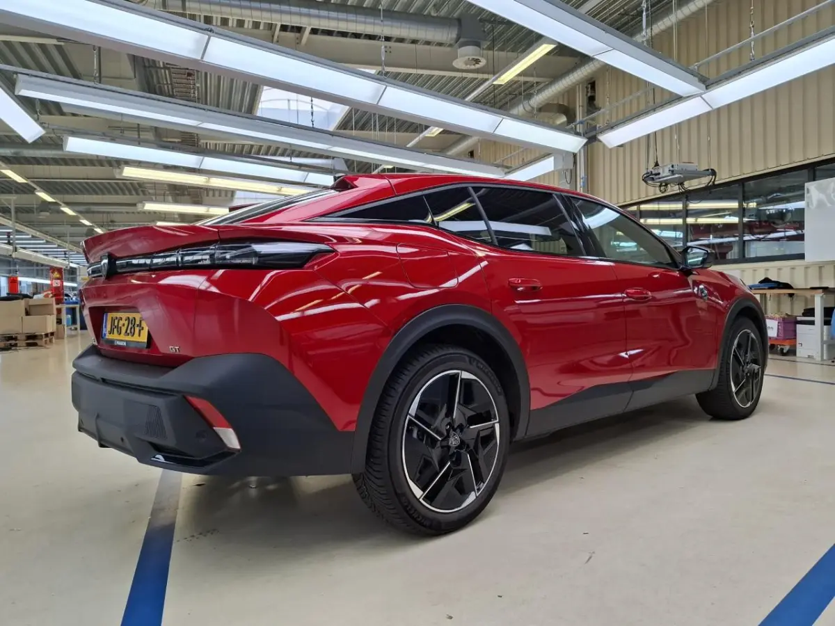GT Avantage 58 kWh Tot 8 Jaar Garantie! | Adaptive Cruise | Elektr. Stoelen | Warmtepomp | Stuur/Stoelverwarming | Elektr. Achterklep |