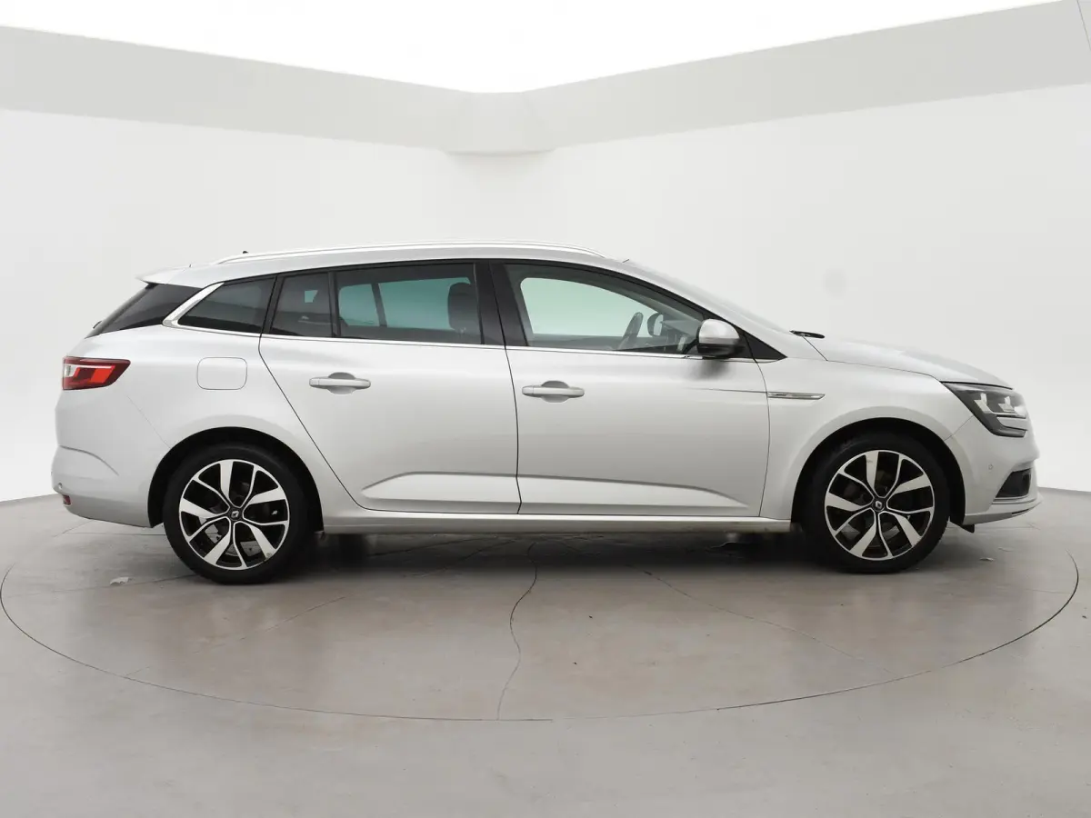1.3 TCe BOSE + GROOT SCHERM NAVIGATIE | TREKHAAK | CARPLAY | CAMERA