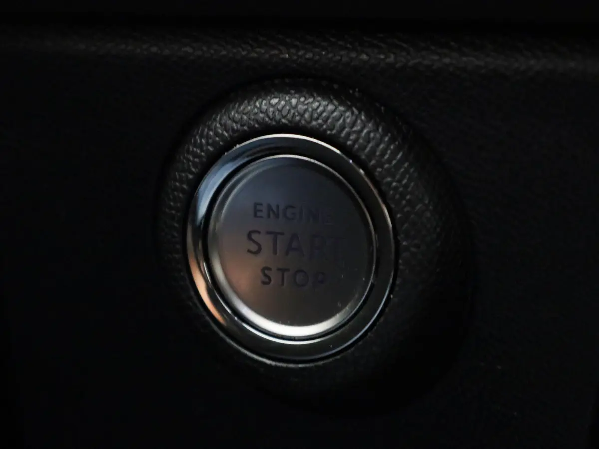 1.2 Business Edition AUTOMAAT | LED | LMV | PDC | NAVIGATIE | ADAPTIEVE CRUISE | STOEL & STUURVERWARMING | CLIMA | CAMERA | VIRTUEEL | 12 MAANDEN BOVAG GARANTIE |