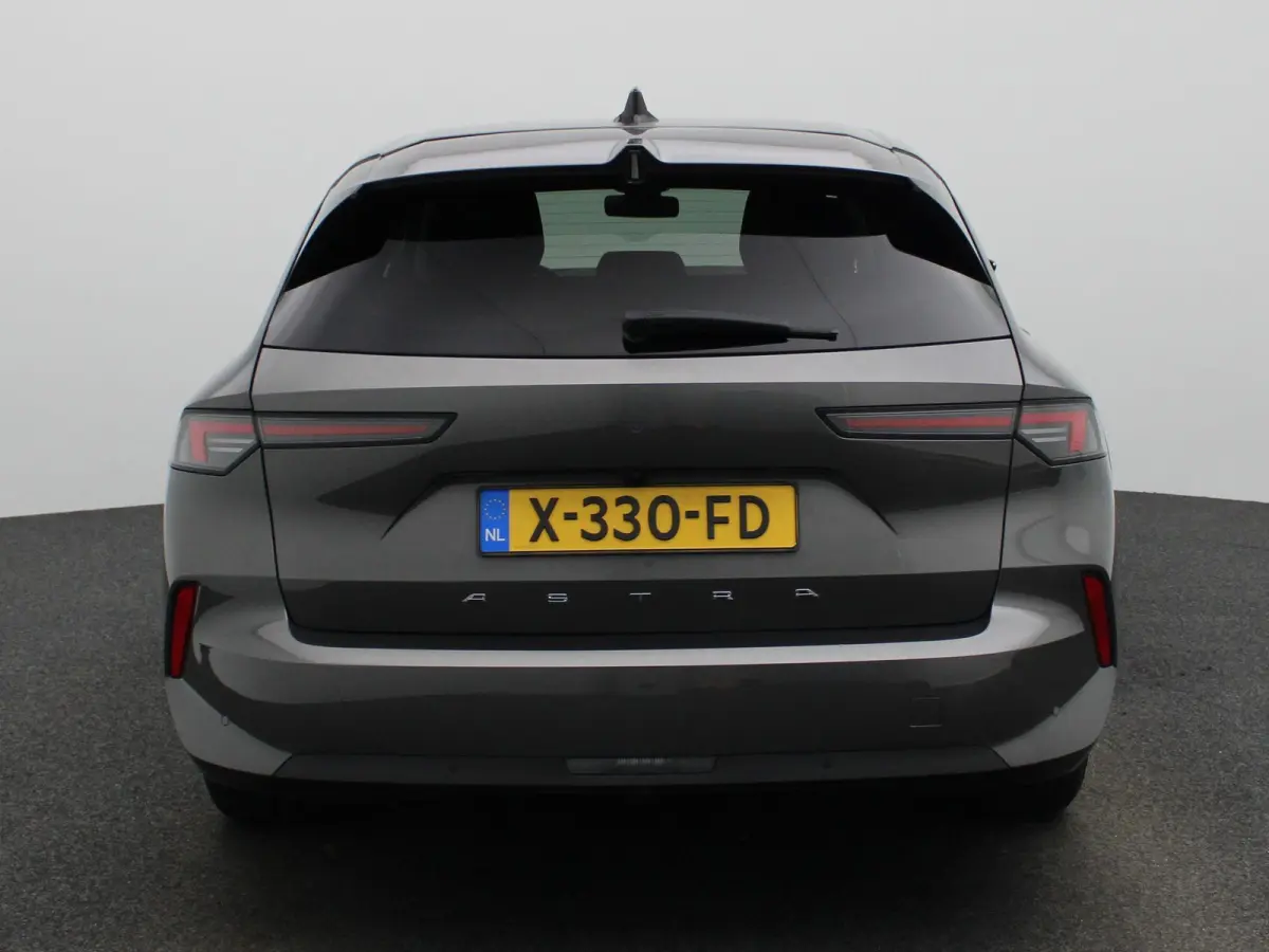 1.2 Business Edition AUTOMAAT | LED | LMV | PDC | NAVIGATIE | ADAPTIEVE CRUISE | STOEL & STUURVERWARMING | CLIMA | CAMERA | VIRTUEEL | 12 MAANDEN BOVAG GARANTIE |