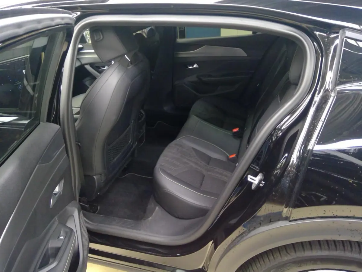 GT Avantage 58 kWh Tot 8 Jaar Garantie! | Adaptive Cruise | Elektr. Stoelen | Warmtepomp | Stuur/Stoelverwarming | Elektr. Achterklep |