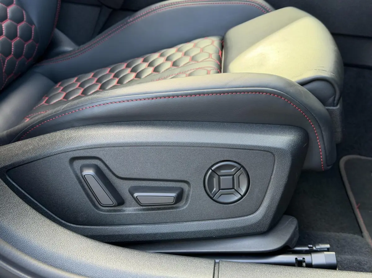 RS 3 2.5 TFSI RS 3 quattro Pano Head-up Matrix RS seats