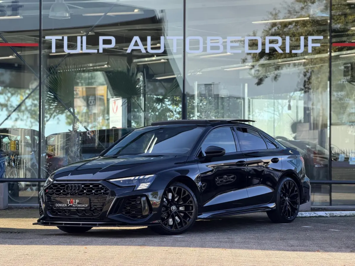 RS 3 2.5 TFSI RS 3 quattro Pano Head-up Matrix RS seats