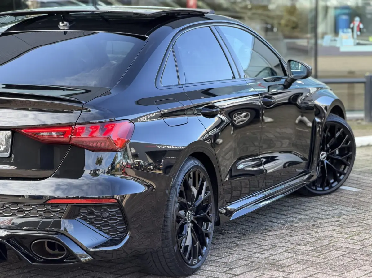 RS 3 2.5 TFSI RS 3 quattro Pano Head-up Matrix RS seats