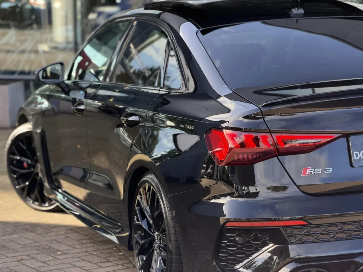 RS 3 2.5 TFSI RS 3 quattro Pano Head-up Matrix RS seats