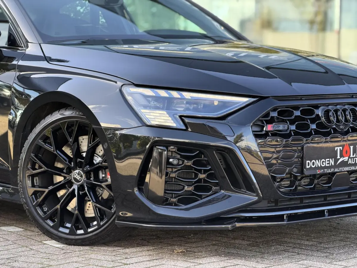 RS 3 2.5 TFSI RS 3 quattro Pano Head-up Matrix RS seats