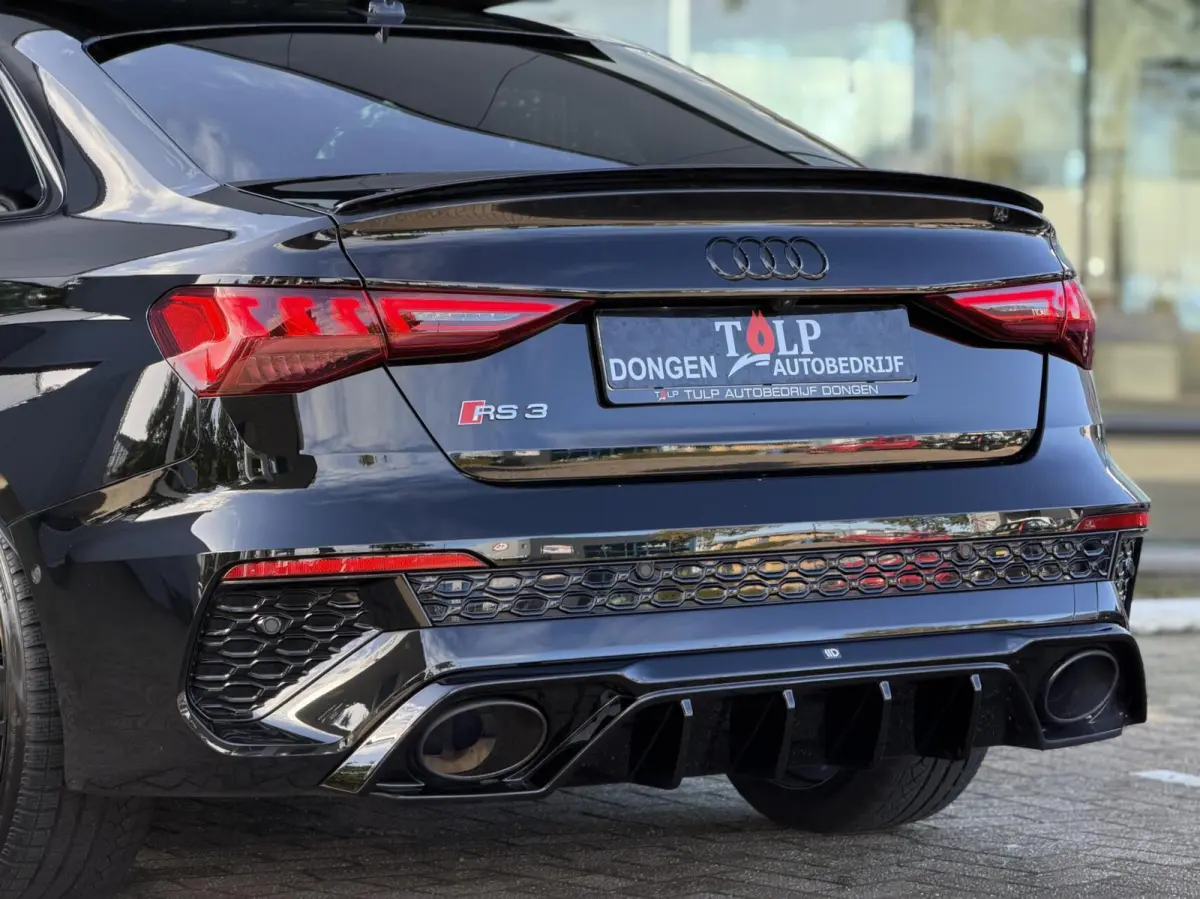 RS 3 2.5 TFSI RS 3 quattro Pano Head-up Matrix RS seats
