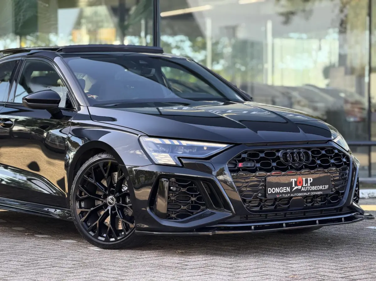 RS 3 2.5 TFSI RS 3 quattro Pano Head-up Matrix RS seats