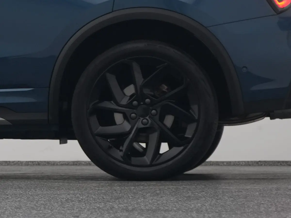 1.5 Plug-in Hybrid | 360° | BLACK | ZWARTE HEMEL | NLD AUTO