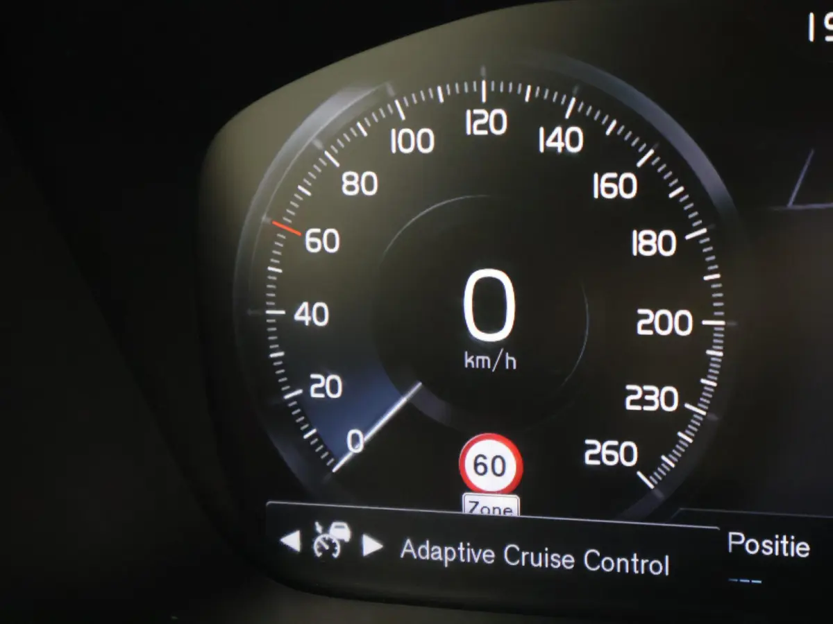2.0 T8 RECHARGE AWD 390 PK 7P + TREKHAAK | PANORAMA | H/K | 360 CAMERA | HEAD-UP