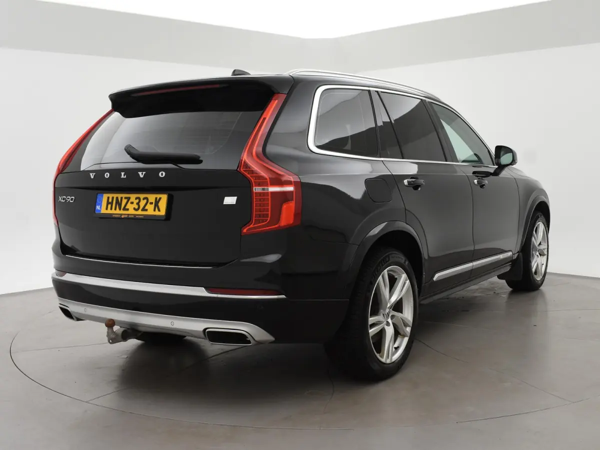 2.0 T8 RECHARGE AWD 390 PK 7P + TREKHAAK | PANORAMA | H/K | 360 CAMERA | HEAD-UP