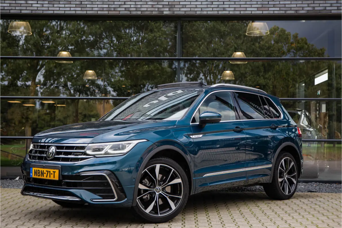 1.4 TSI eHybrid R-Line Exclusive , Trekhaak, Adap. cruise,  Memory seat, Rondomzichtcamera,