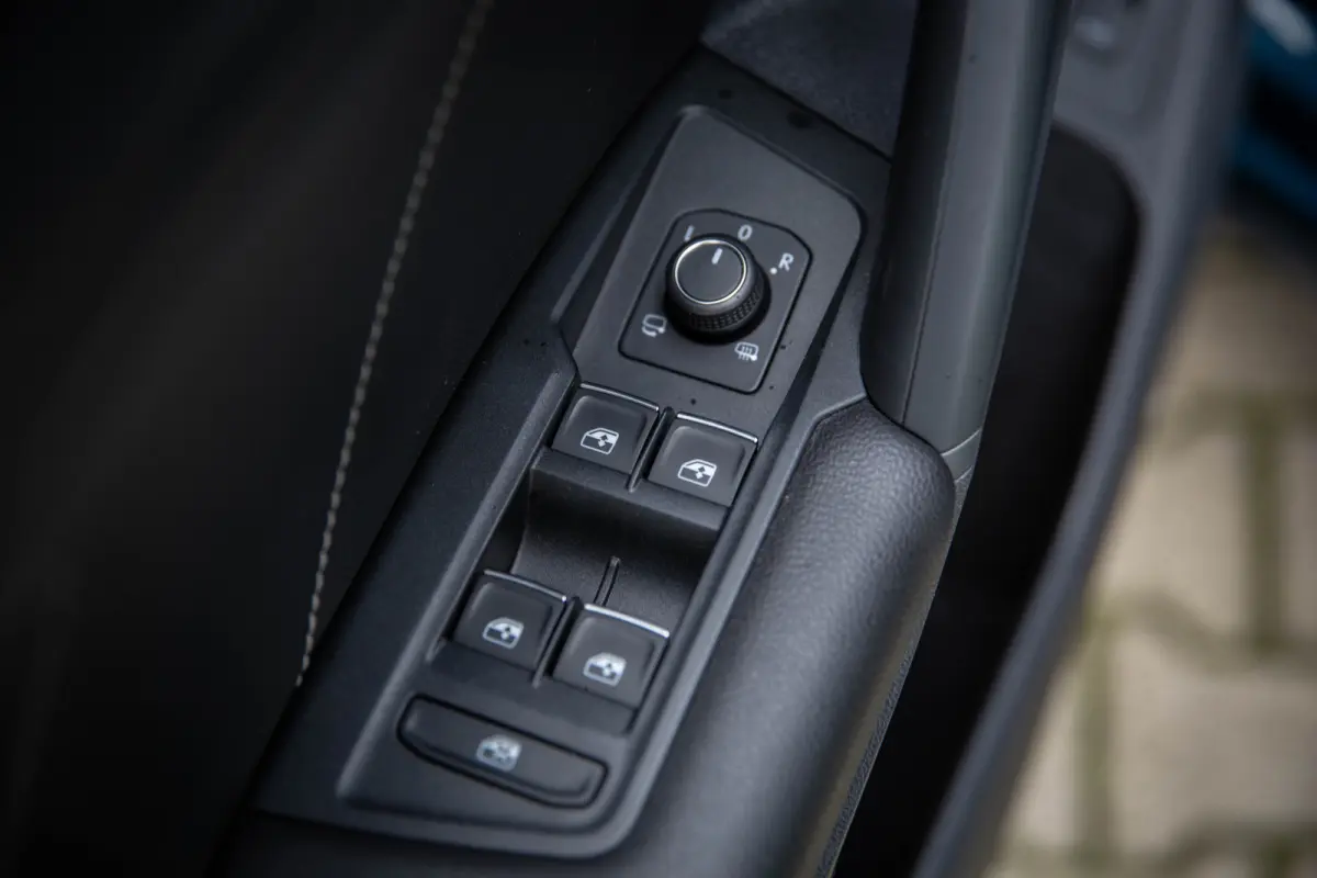 1.4 TSI eHybrid R-Line Exclusive , Trekhaak, Adap. cruise,  Memory seat, Rondomzichtcamera,