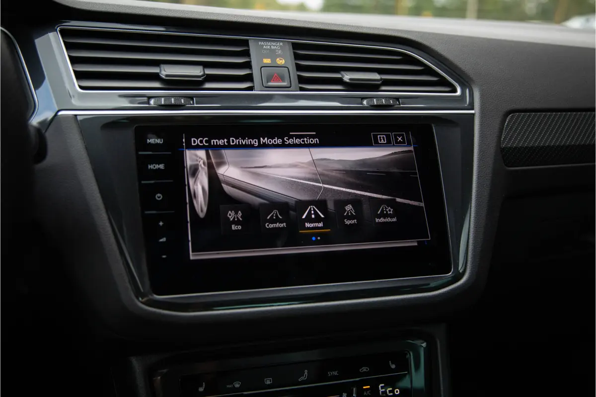 1.4 TSI eHybrid R-Line Exclusive , Trekhaak, Adap. cruise,  Memory seat, Rondomzichtcamera,