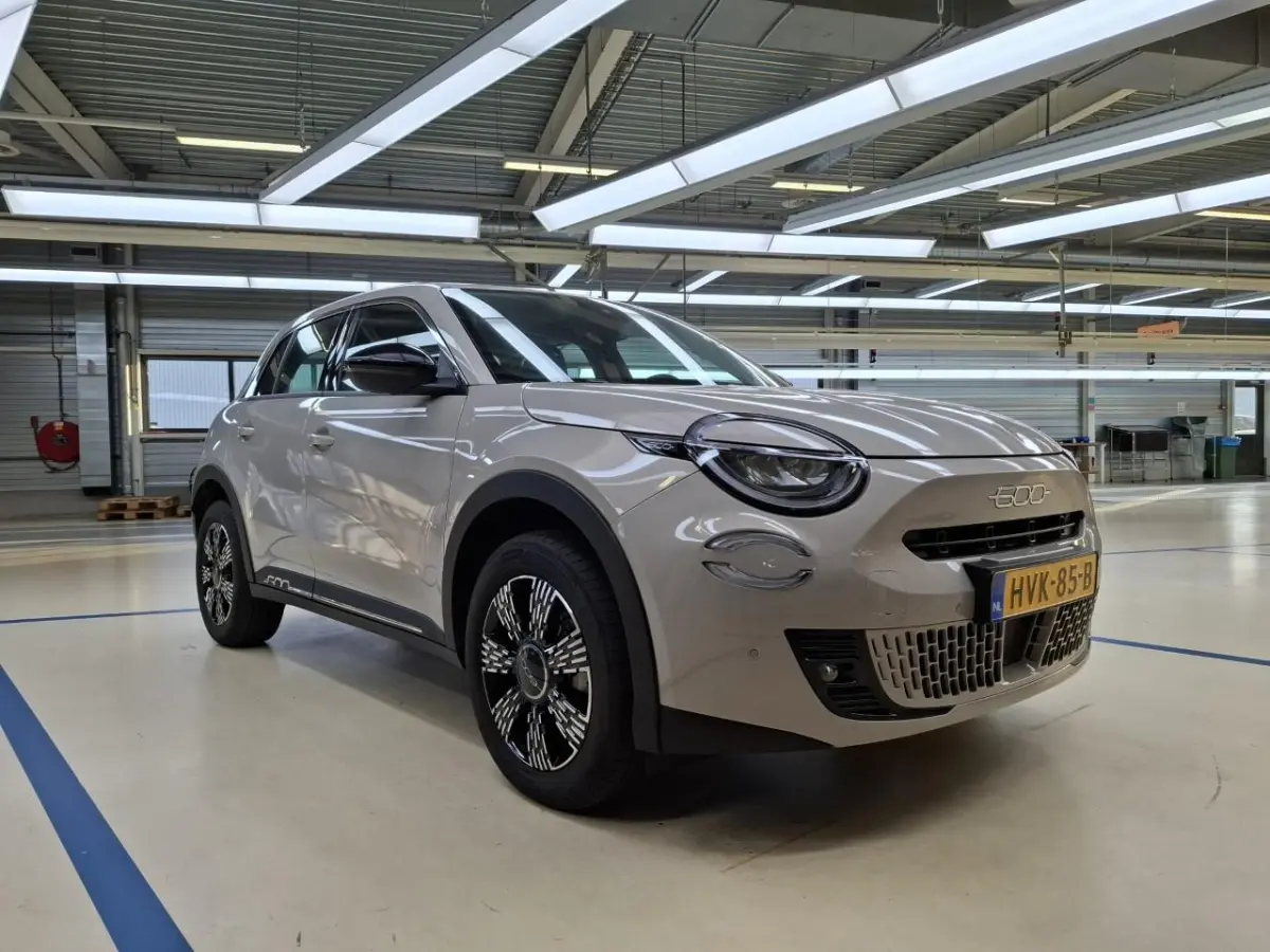 1.2 Hybrid Urban 110pk | Pack Style + Winter + Comfort | Navigatie | Stoelverwarming | Achteruitrijcamera | !!