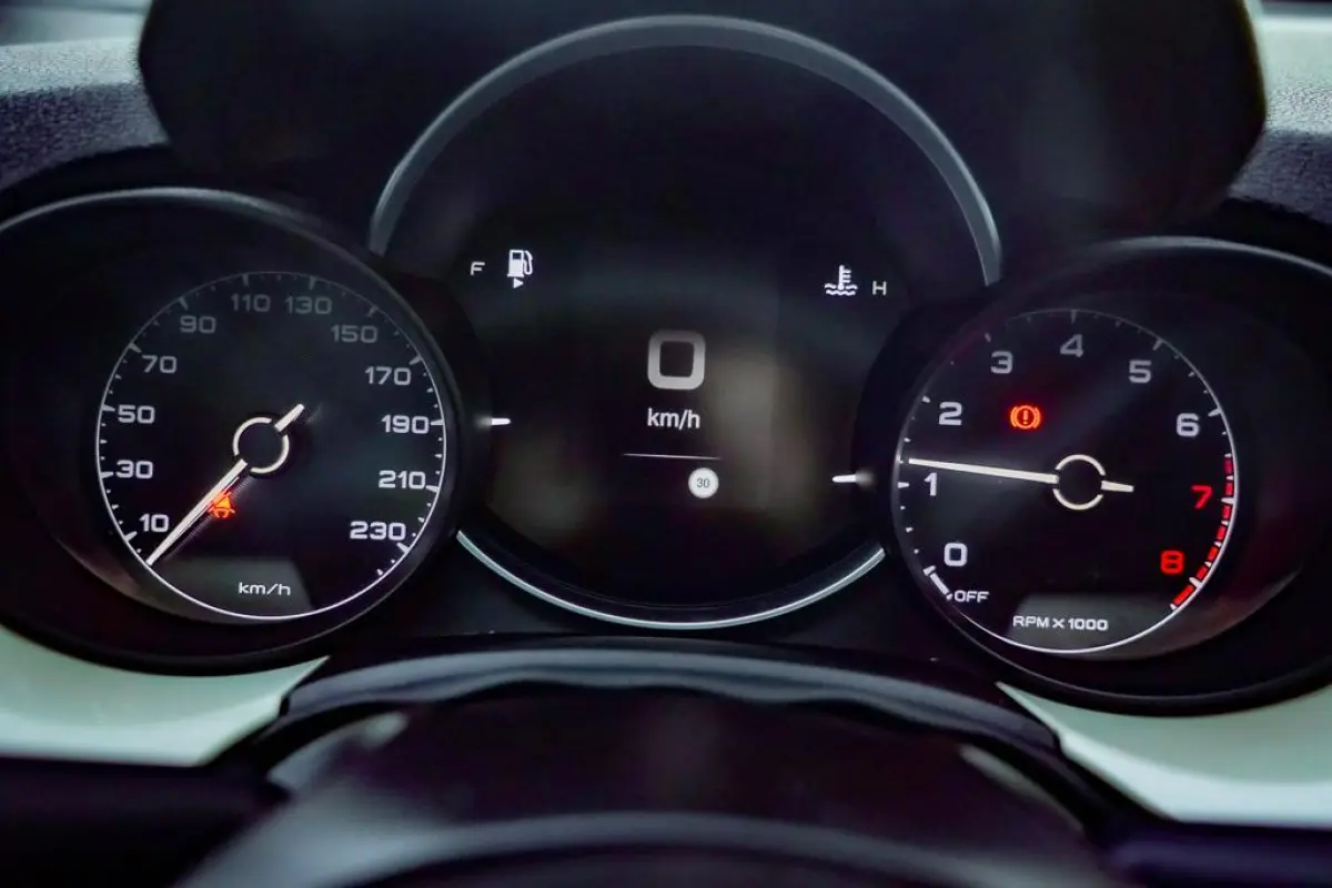 1.0 GSE Urban 120TH Edition / Parelmoer / NL auto / Carplay
