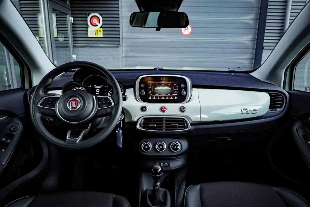 1.0 GSE Urban 120TH Edition / Parelmoer / NL auto / Carplay