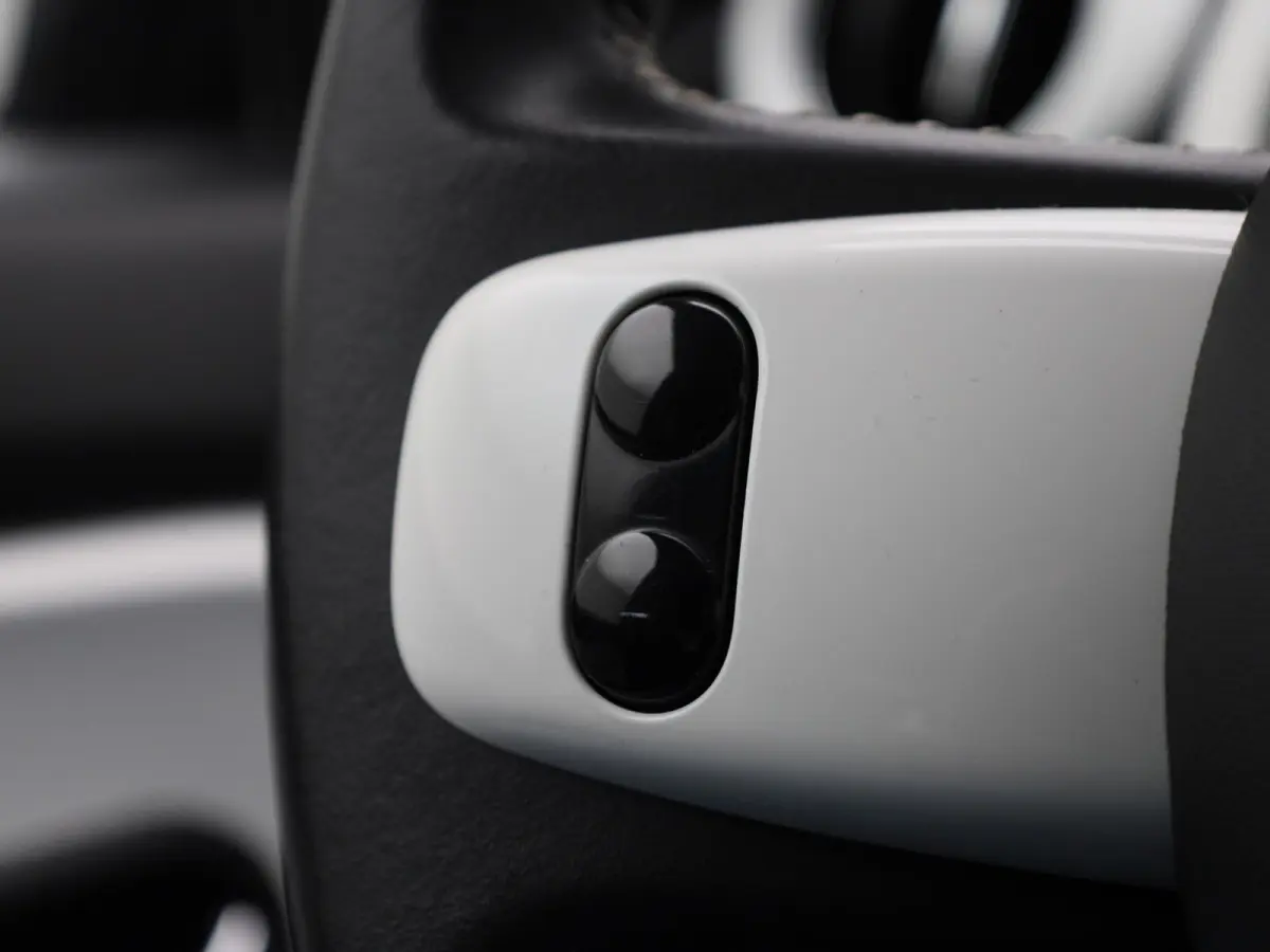 1.0 SCe Intens VERWACHT !! | CAMERA | NAVIGATIE | PDC | LMV | CLIMA | CRUISE | APPLE CARPLAY & ANDROID AUTO | 12 MAANDEN BOVAG GARANTIE |