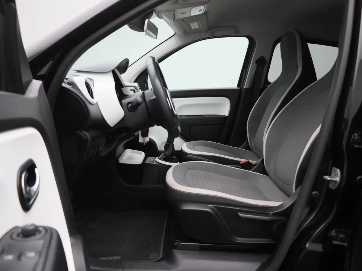 1.0 SCe Intens VERWACHT !! | CAMERA | NAVIGATIE | PDC | LMV | CLIMA | CRUISE | APPLE CARPLAY & ANDROID AUTO | 12 MAANDEN BOVAG GARANTIE |