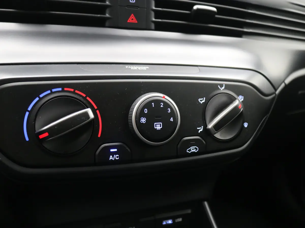 1.0 T-GDI Comfort Smart | Achteruitrijcamera | Airco | Apple Carplay/Android Auto|telefoonintegratie premium