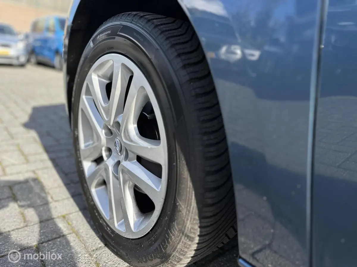 1.0 Online Edition | Carplay | Navigatie |
