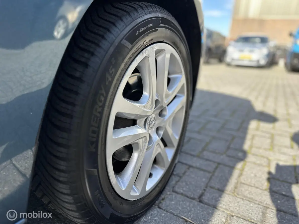 1.0 Online Edition | Carplay | Navigatie |