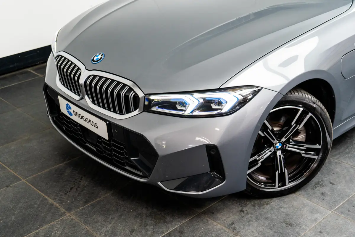 330e M Sport Edition 292PK | M-Sport | Laser LED Koplampen | Elek. Stoelen Incl. geheugen | Ledere Bekleding | Adaptieve Cruise Control