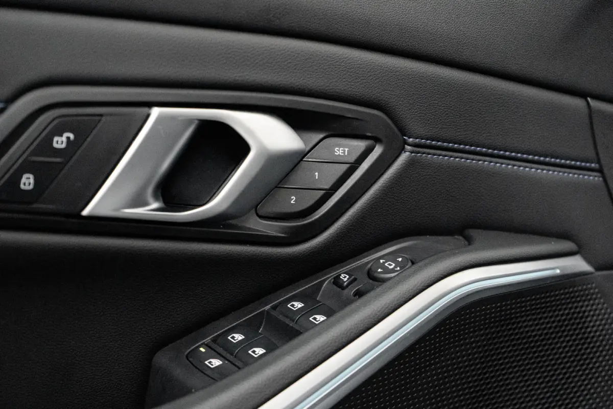 330e M Sport Edition 292PK | M-Sport | Laser LED Koplampen | Elek. Stoelen Incl. geheugen | Ledere Bekleding | Adaptieve Cruise Control