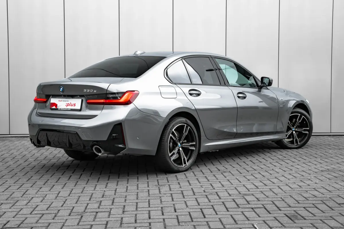 330e M Sport Edition 292PK | M-Sport | Laser LED Koplampen | Elek. Stoelen Incl. geheugen | Ledere Bekleding | Adaptieve Cruise Control