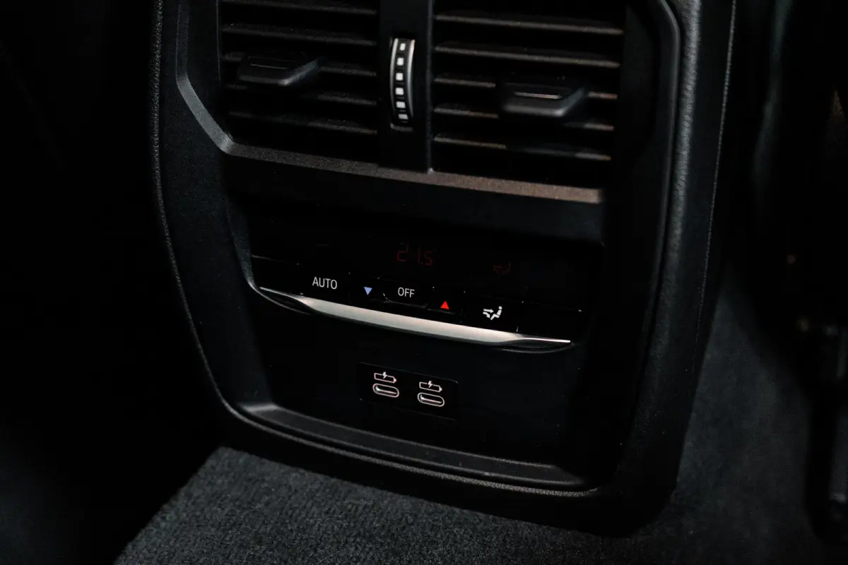 330e M Sport Edition 292PK | M-Sport | Laser LED Koplampen | Elek. Stoelen Incl. geheugen | Ledere Bekleding | Adaptieve Cruise Control