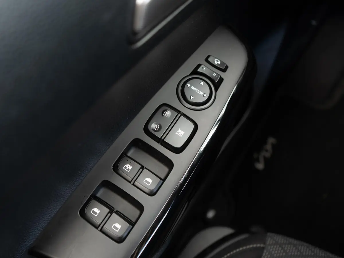 1.0 GDi DynamicPlusLine | Navigatie | Airco | Cruise | Camera | Apple Carplay